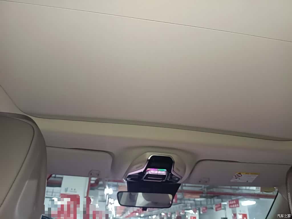 Geely Icon, 2025 14