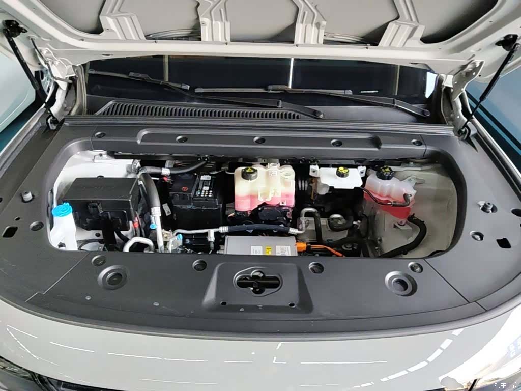 Leapmotor C10, 2025 20