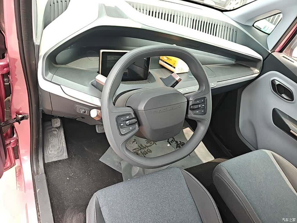 Wuling E200, 2021 11