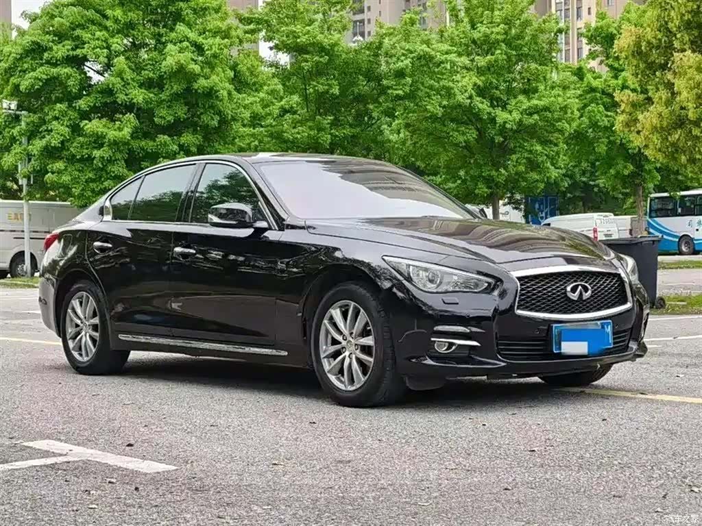 Infiniti Q50L, 2016 3