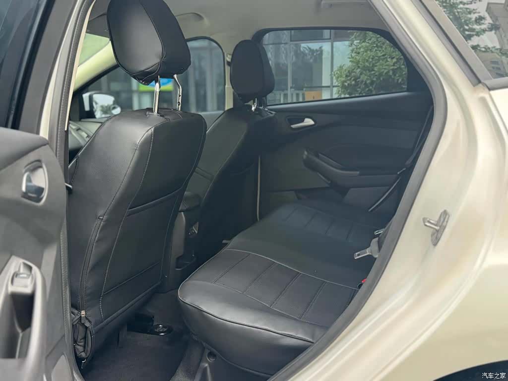 Ford Focus, 2019 8