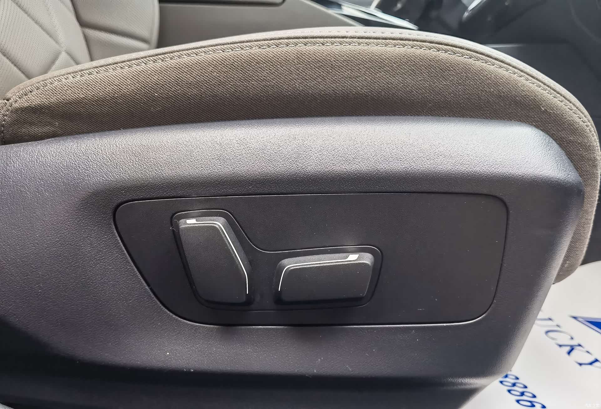 BMW 5 Series, 2025 18