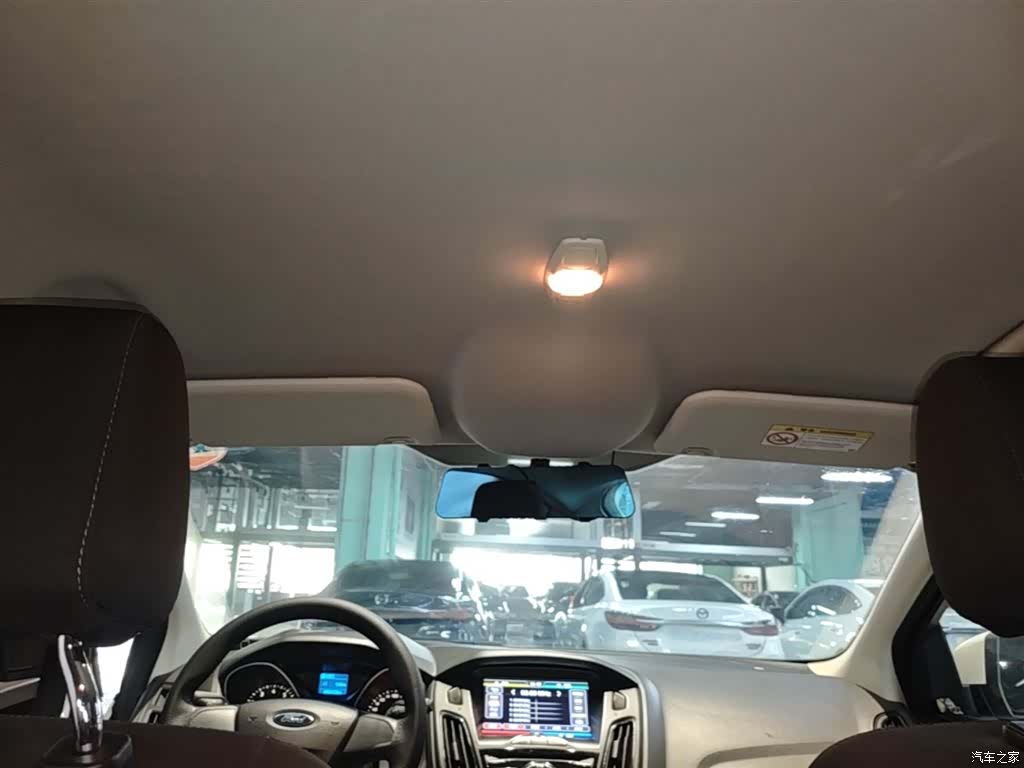 Ford Focus, 2016 18