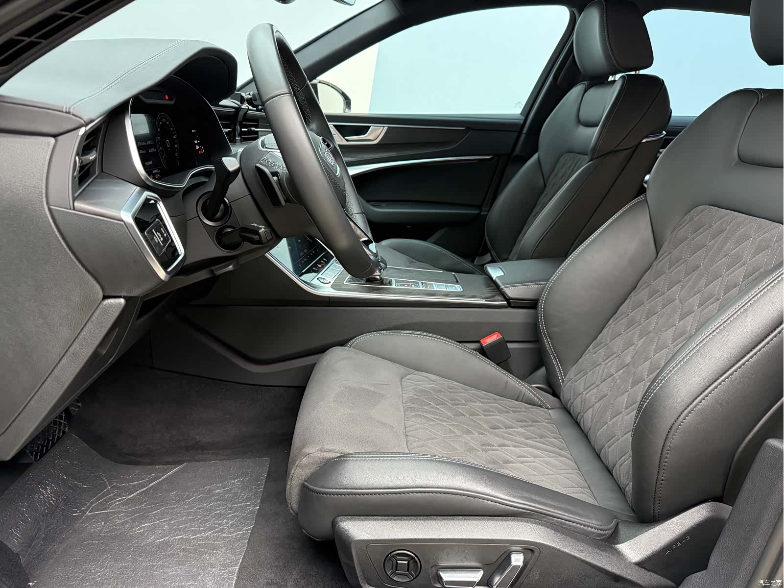 Audi A6L, 2024 13