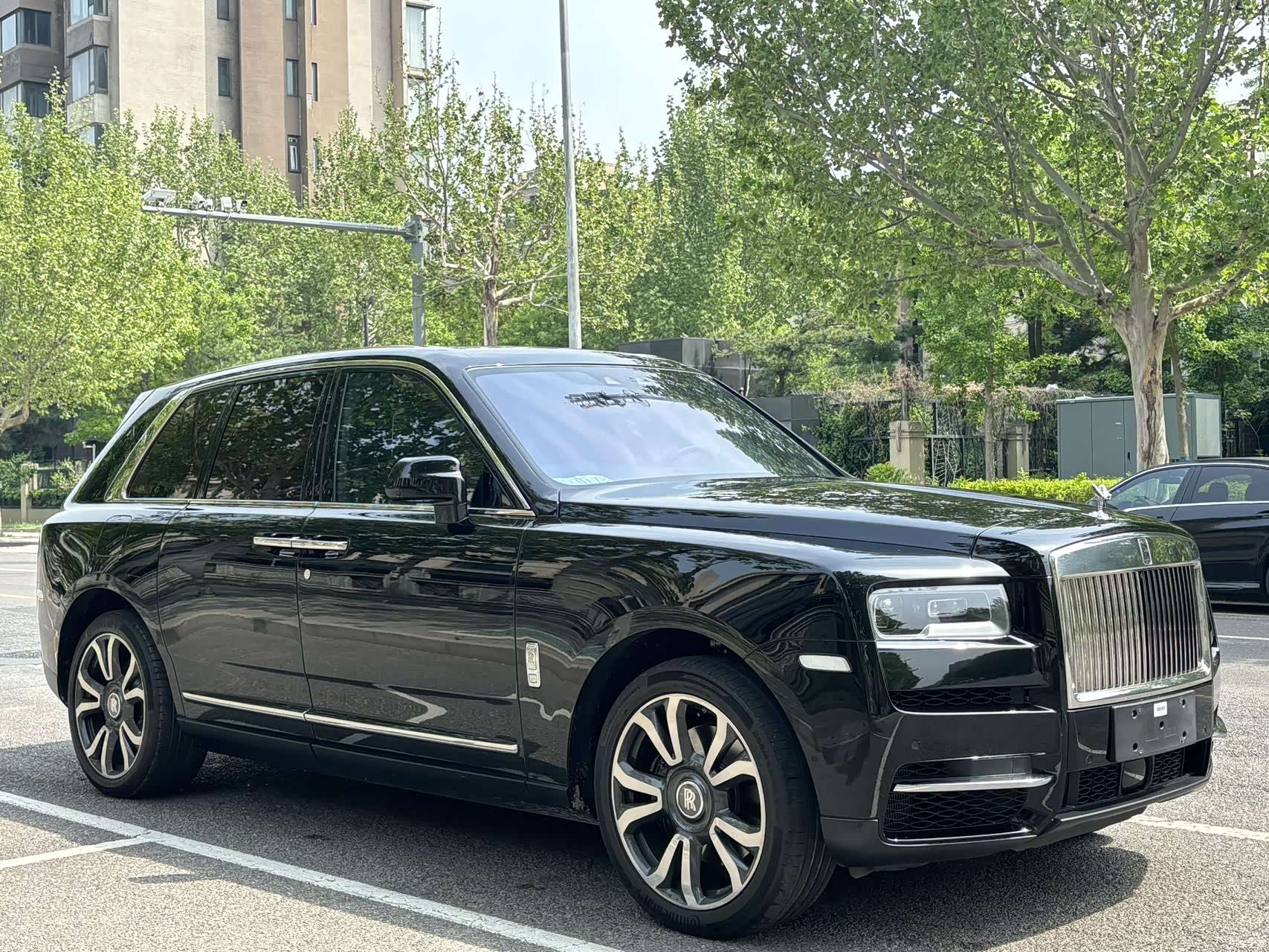 Rolls-Royce Cullinan, 2023 1