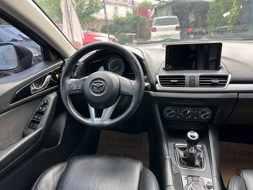 Mazda 3 Angkesaila