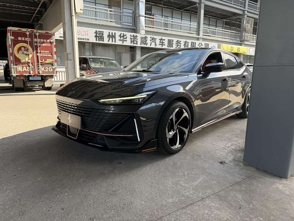 Changan UNI-V