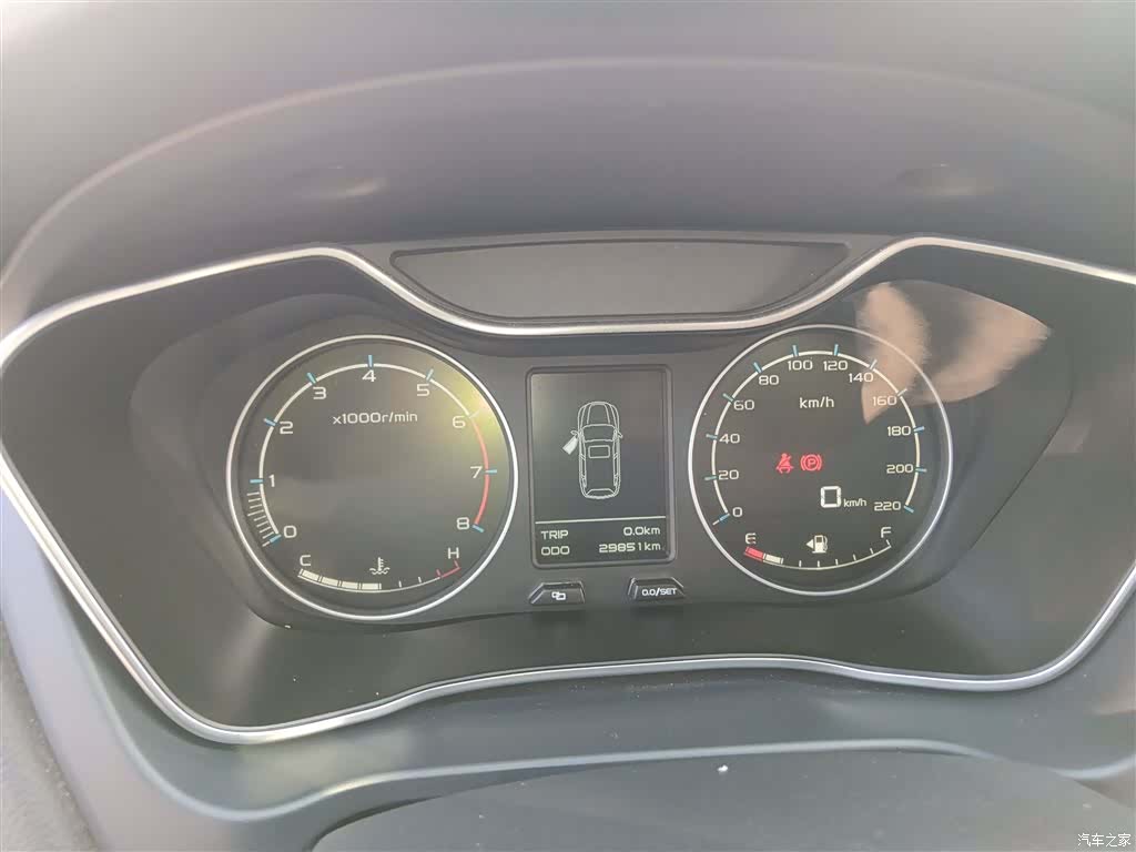 Geely X6, 2018 4