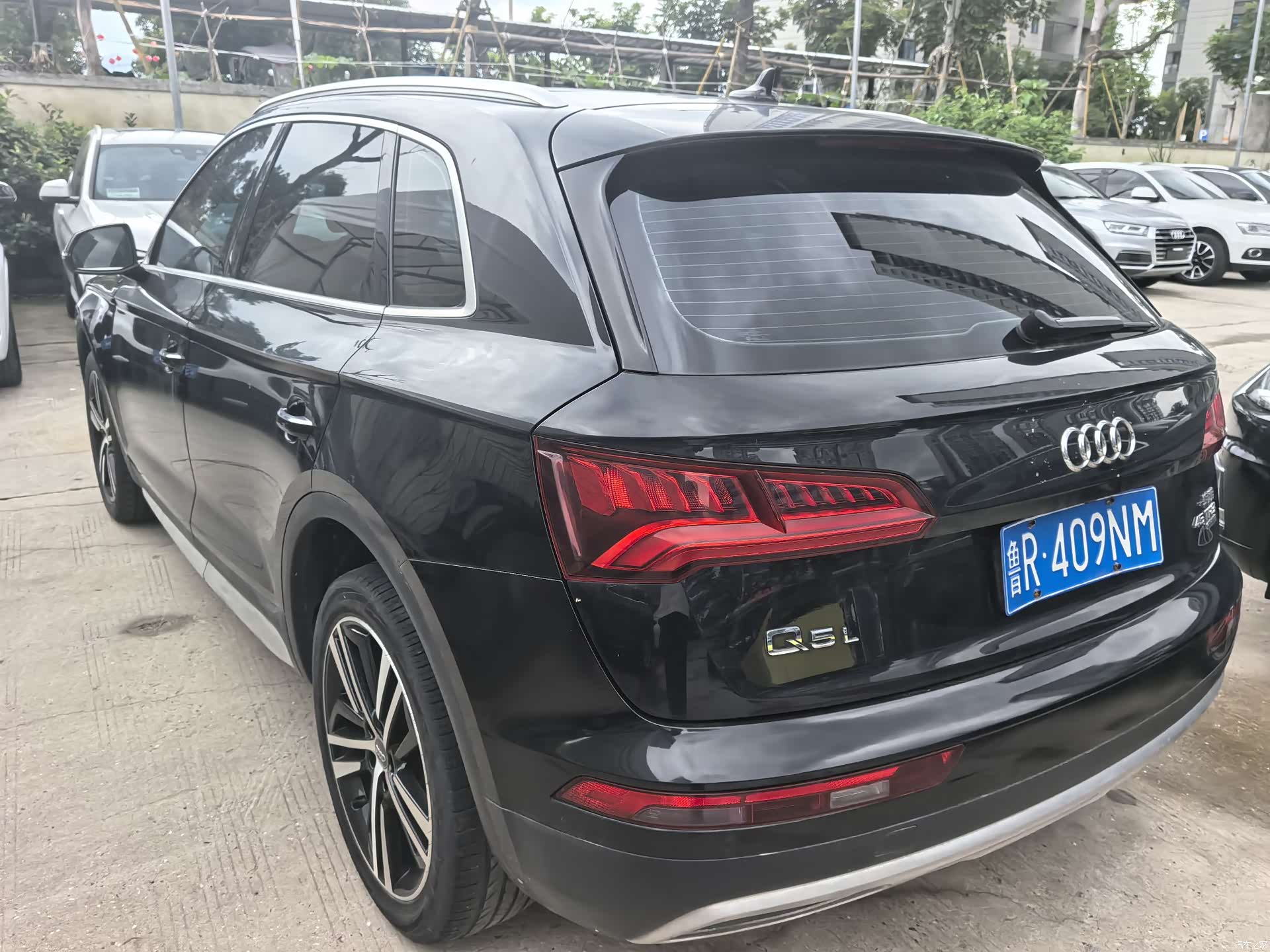 Audi Q5L, 2018 9