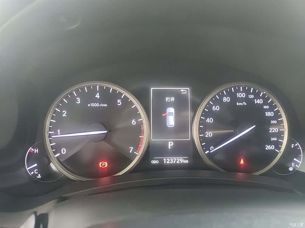 Lexus NX, 2018 12