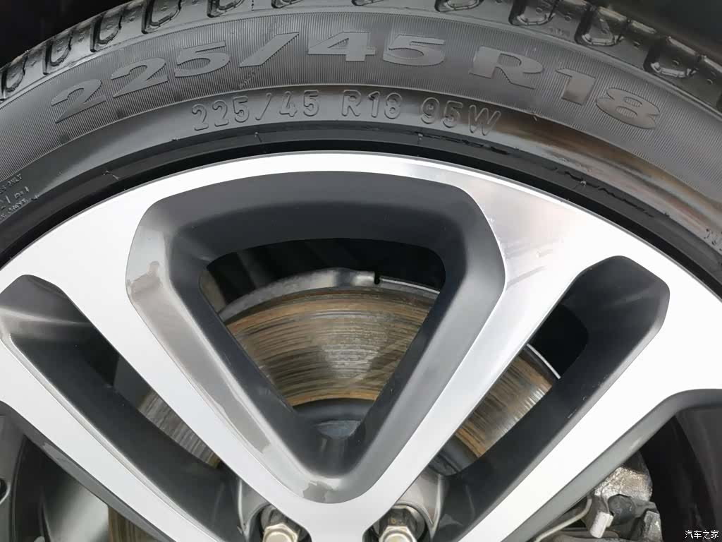 Land Rover XEL, 2022 24