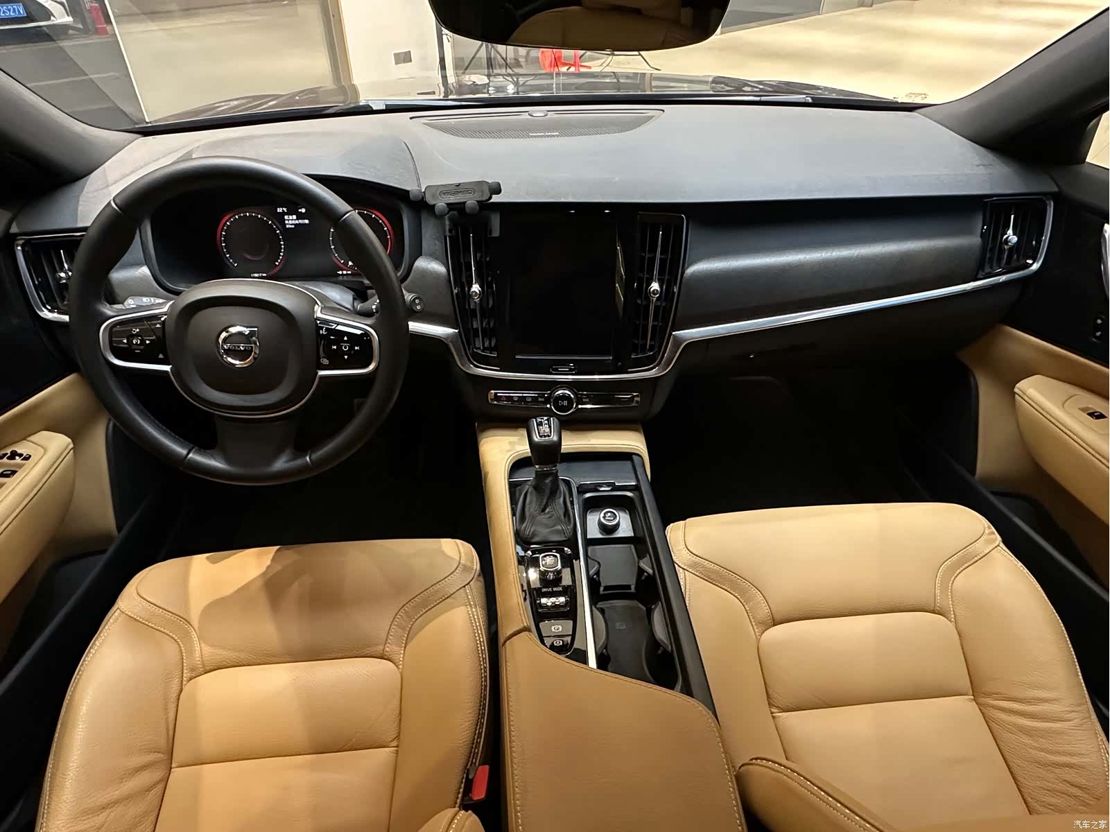 Volvo V90, 2019 8