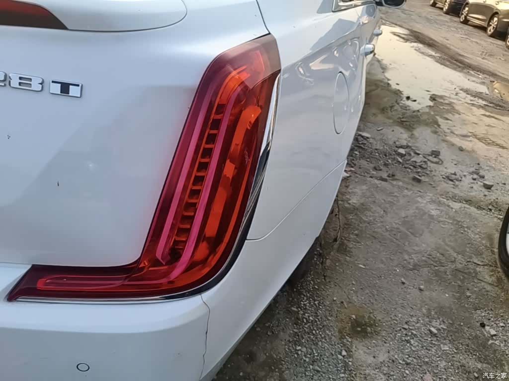 Cadillac XTS, 2018 8