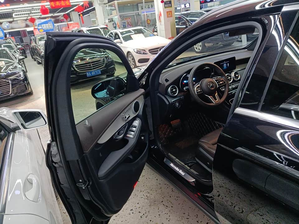 Mercedes-Benz GLC Mercedes-Benz GLC