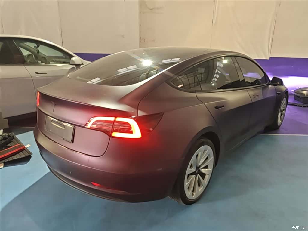 Tesla Model 3, 2022 7