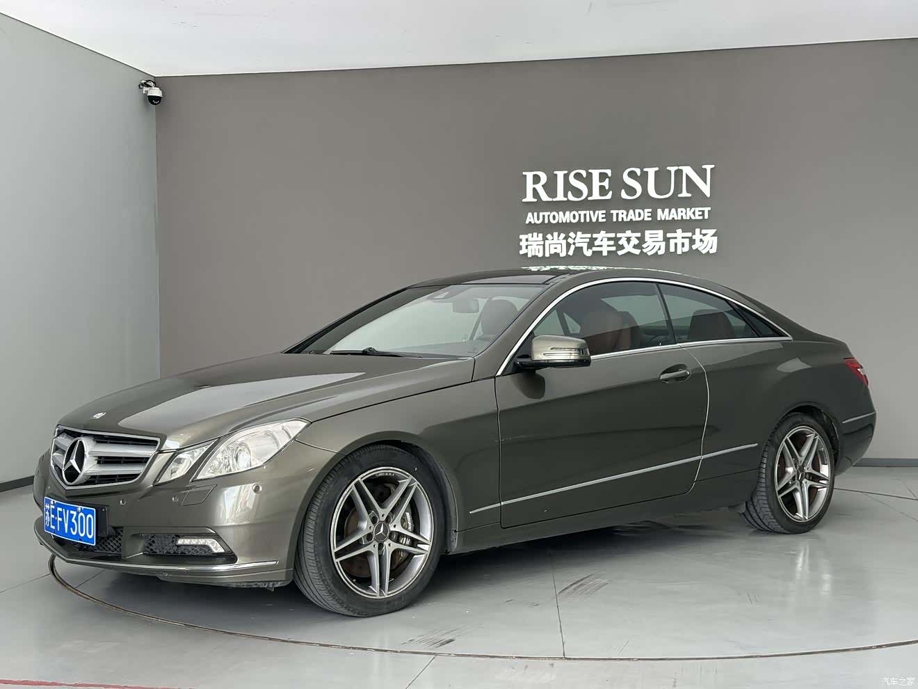 Mercedes-Benz E-Class, 2011 1