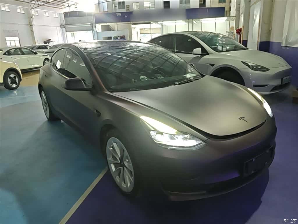 Tesla Model 3, 2022 4