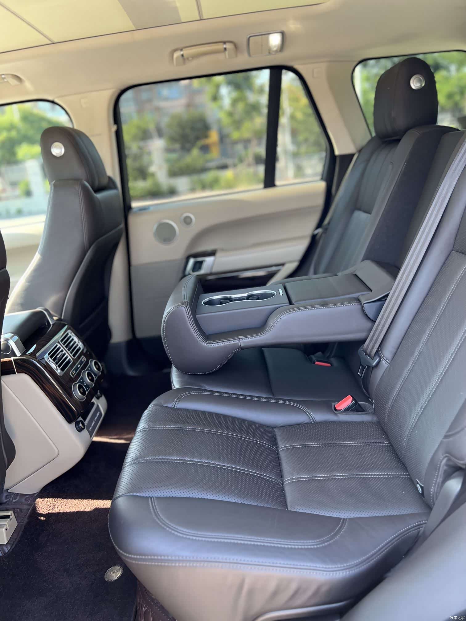 Land Rover Range Rover, 2018 11