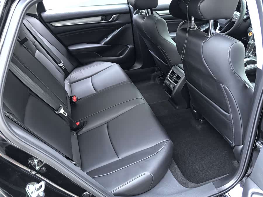 Honda Accord 2023, фото 15