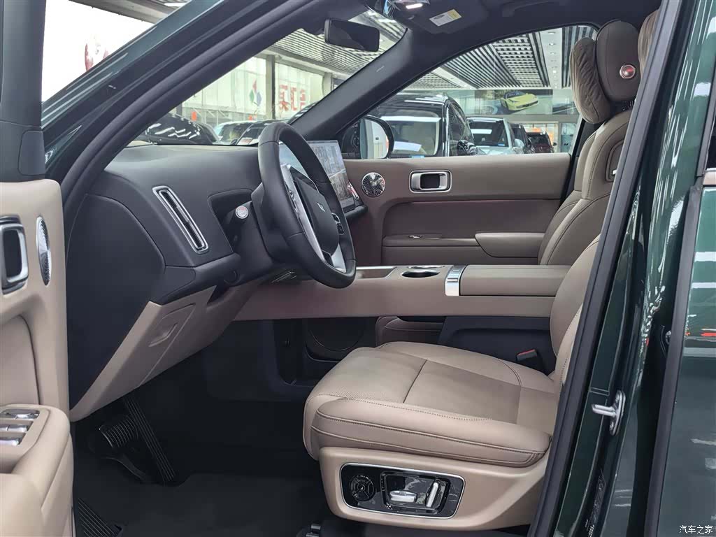 Li Auto L9, 2025 все фото