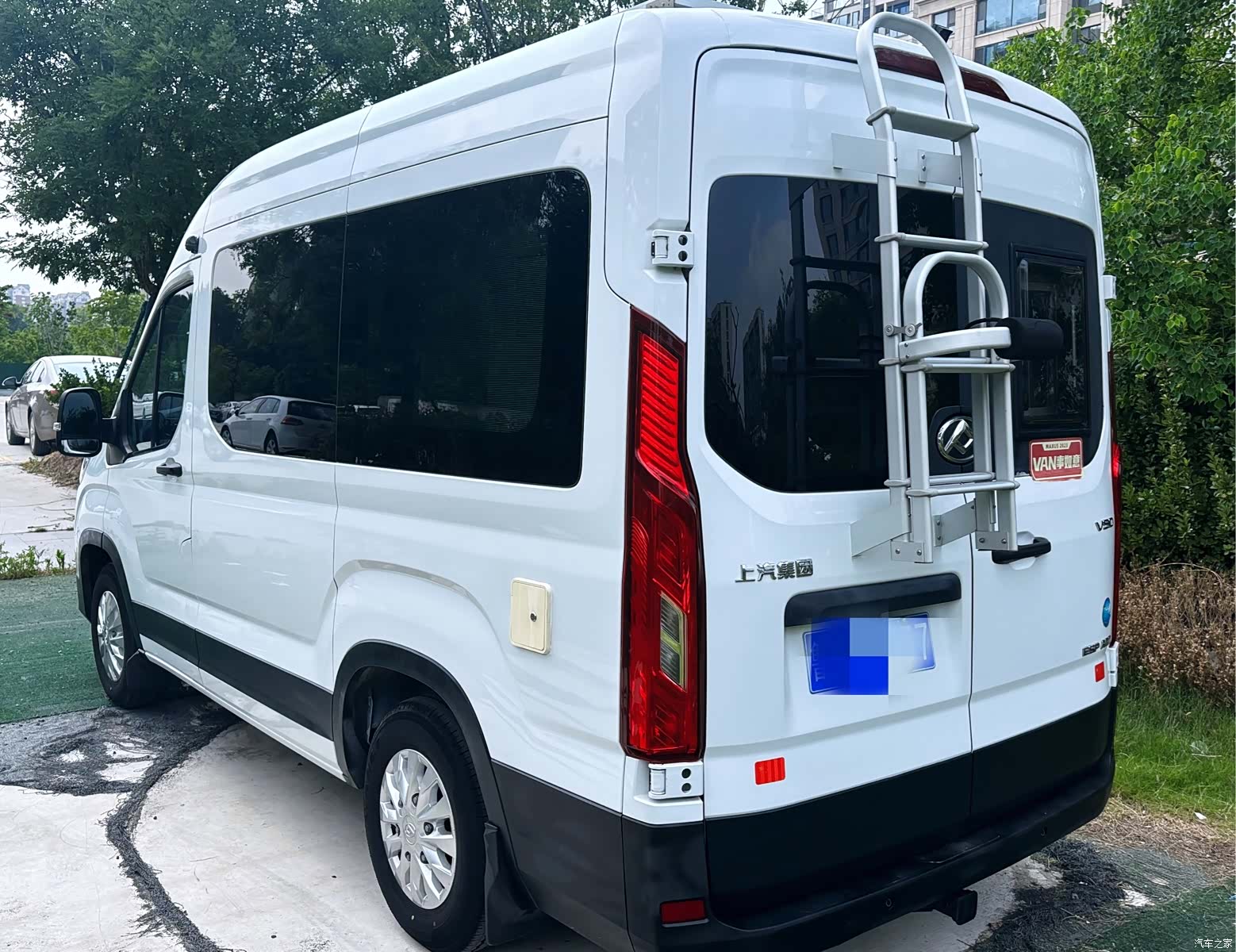 Maxus V90, 2022 все фото