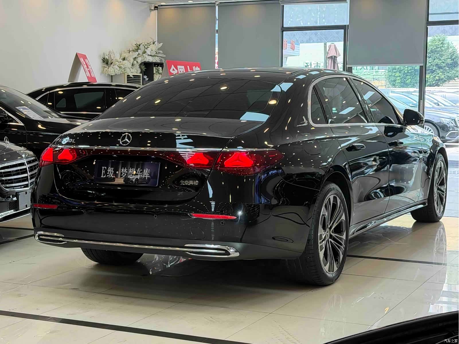 Mercedes-Benz E-Class, 2025 18