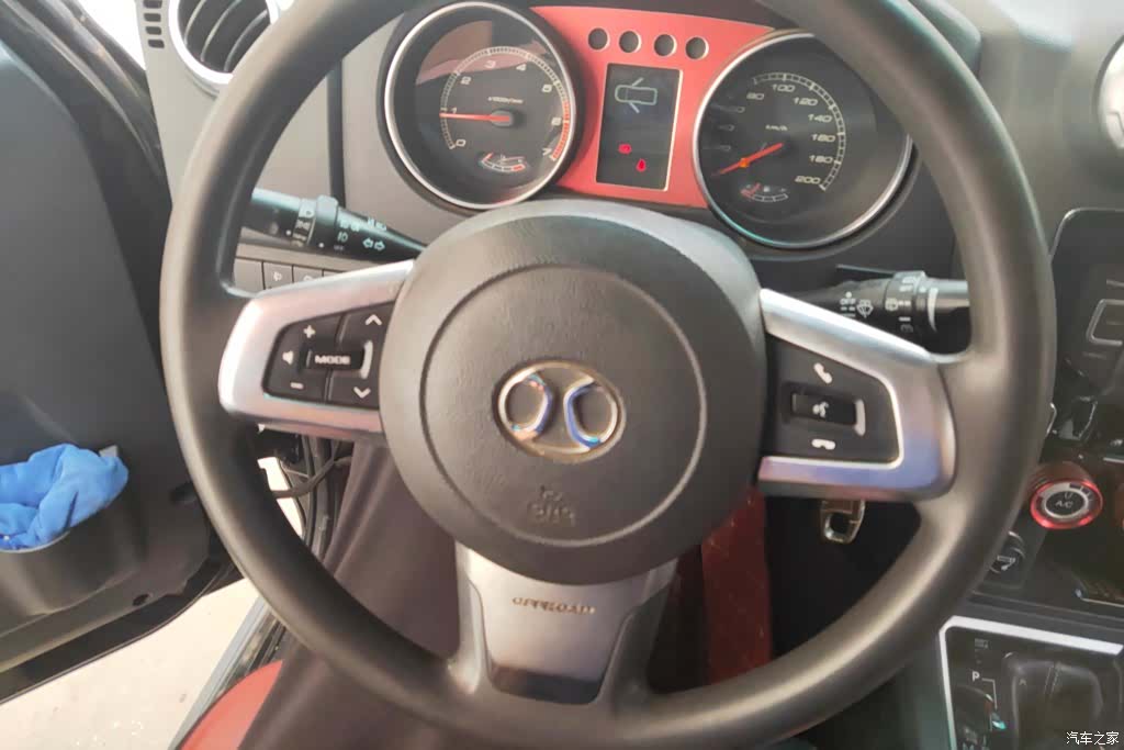 BAIC BJ40, 2017 15