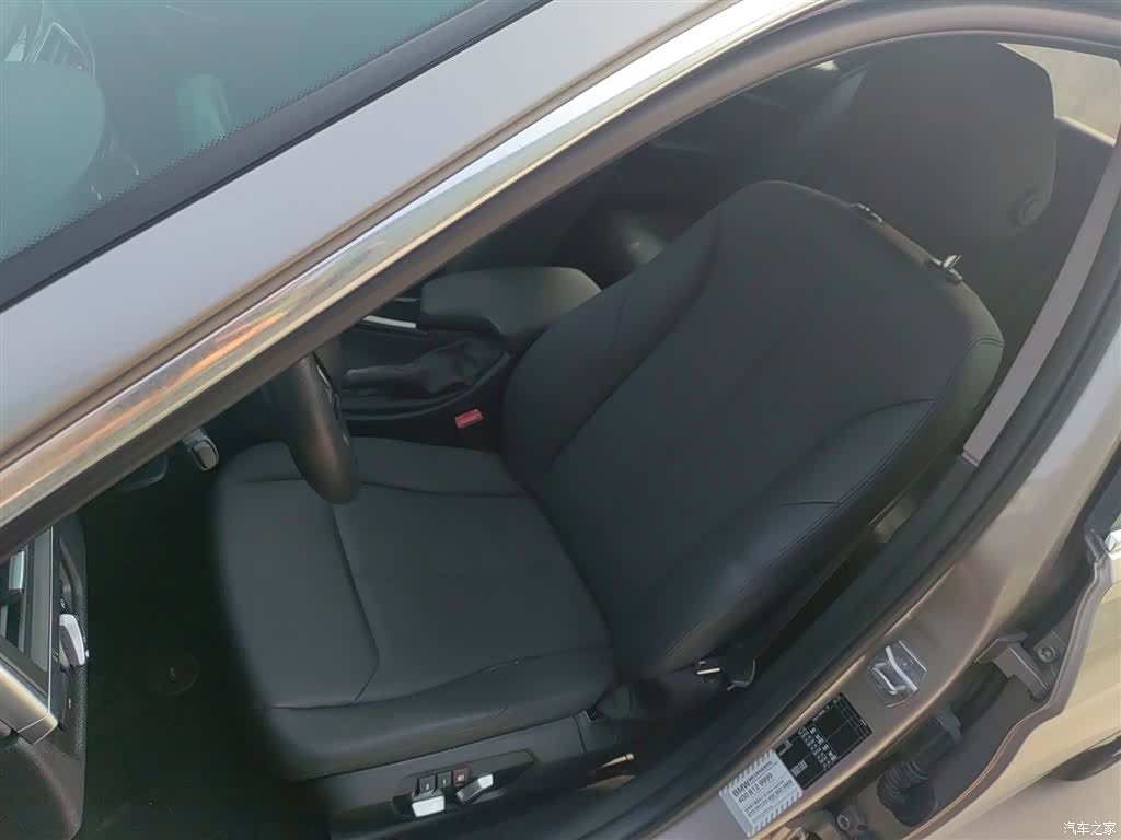 BMW 3 Series, 2017 11