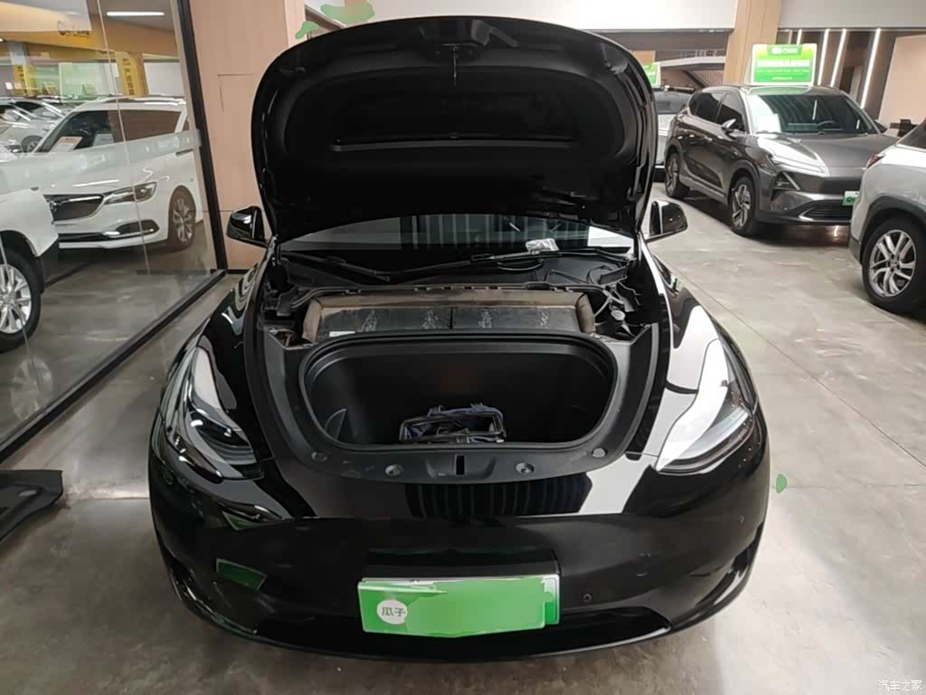 Tesla Model Y, 2023 20