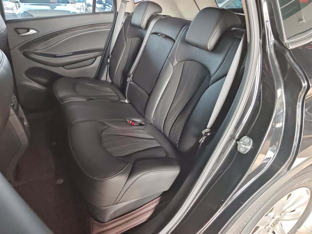Buick Envision Plus, 2020 8