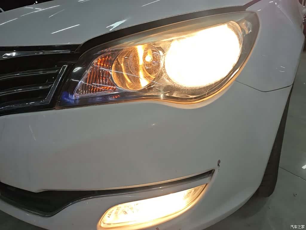 Roewe 350, 2015 24