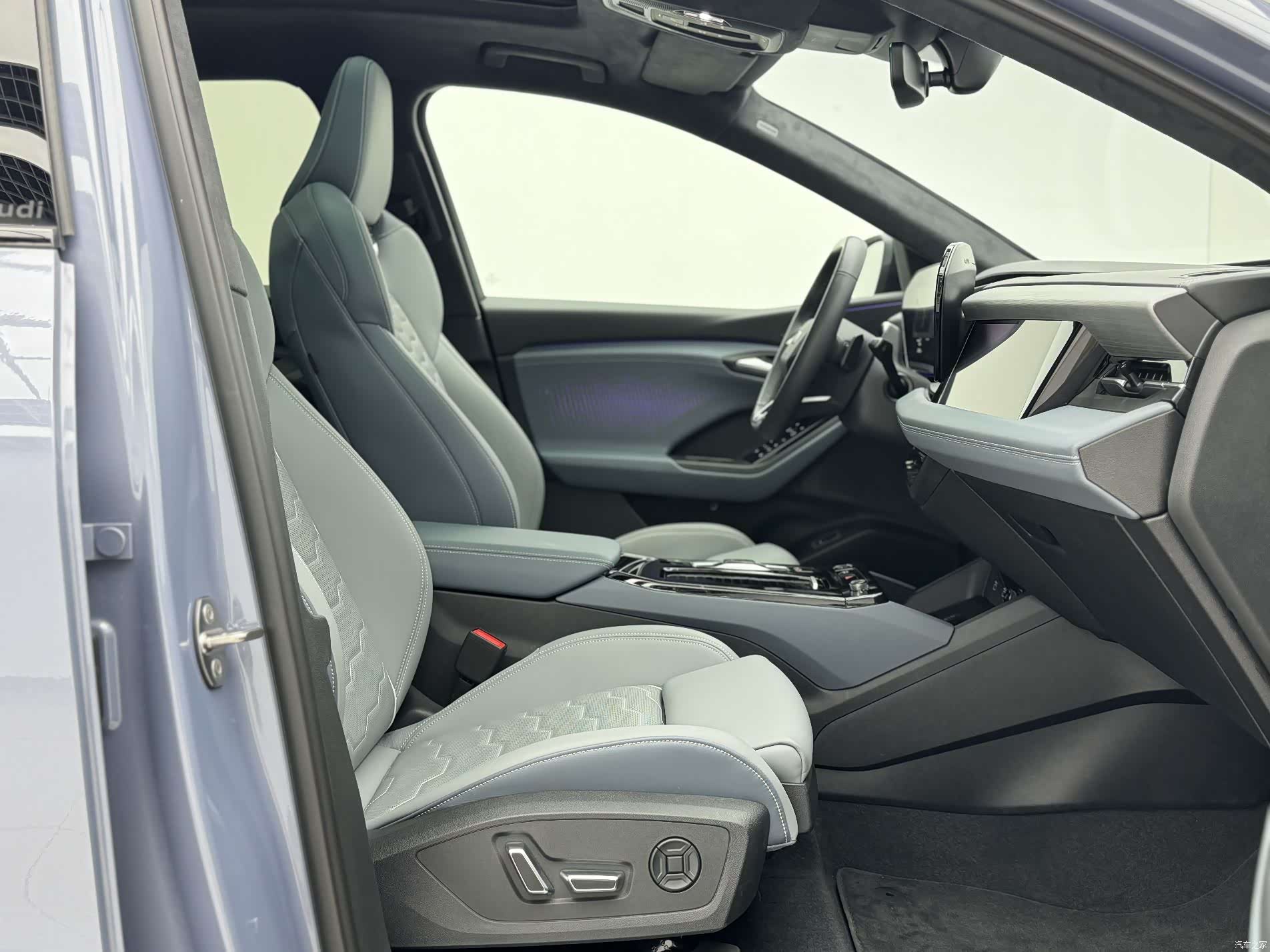 Audi e-tron, 2025 22