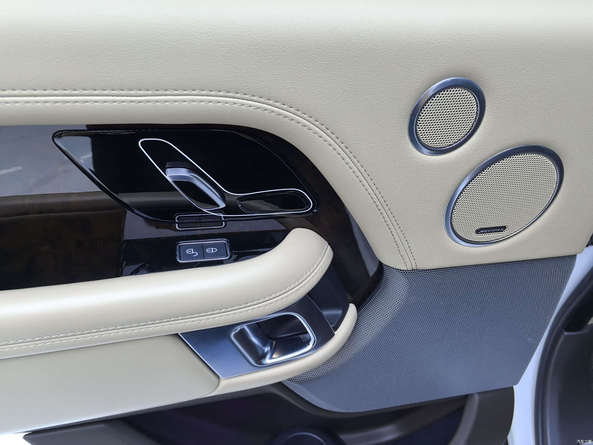 Land Rover Range Rover, 2020 15