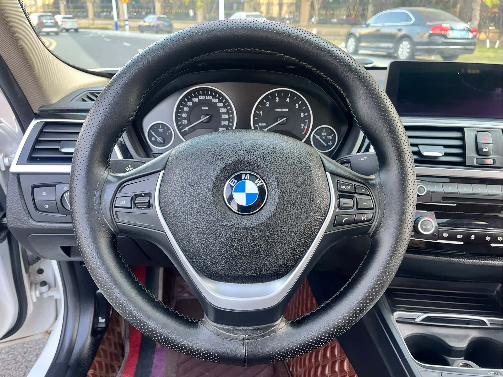 BMW 3 Series, 2019 7