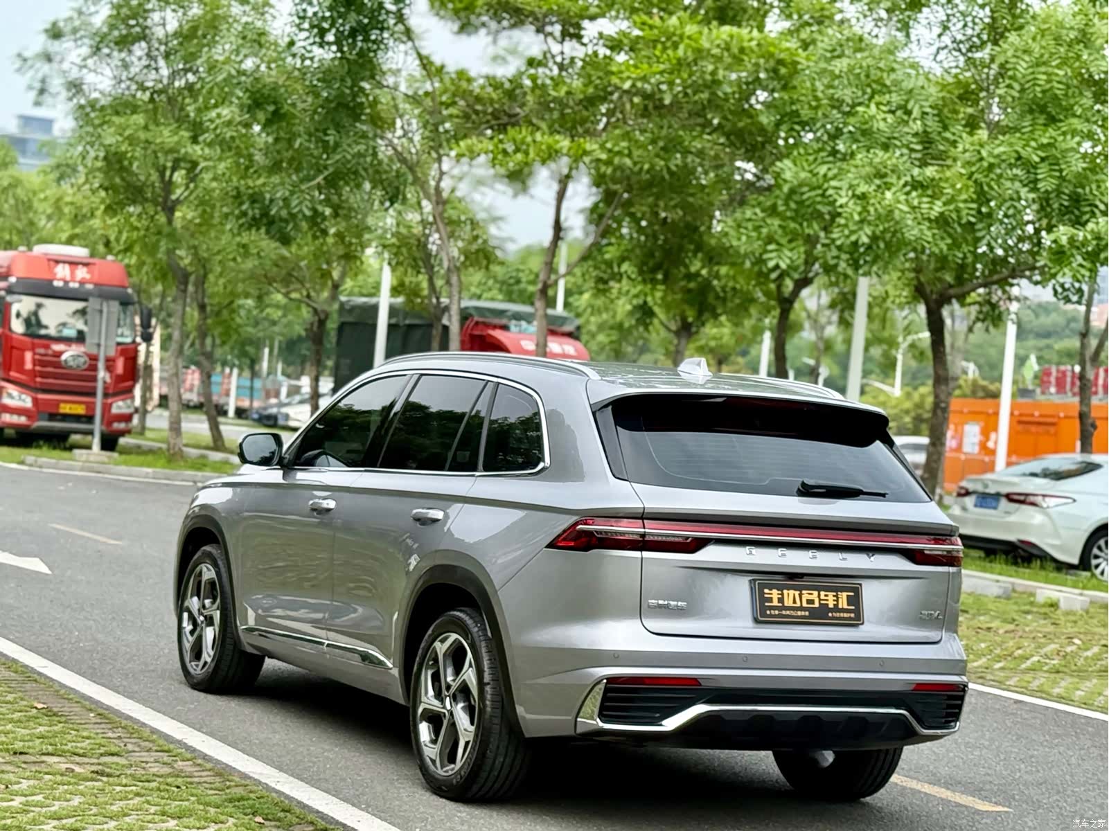Geely Xingyue L, 2024 8