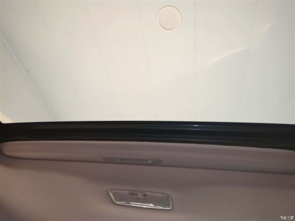 Toyota 2.5V, 2016 18