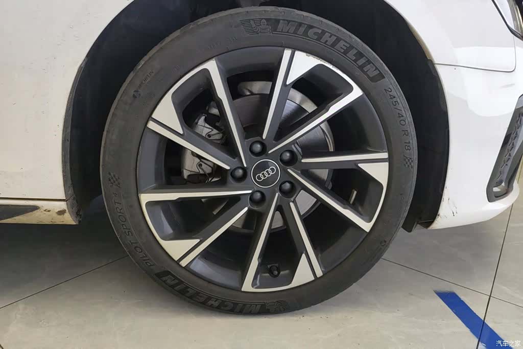 Audi A4L, 2023 6