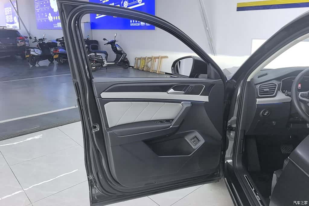 Volkswagen Tayron, 2023 7