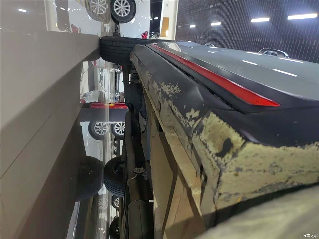 Geely Boyue, 2022 21