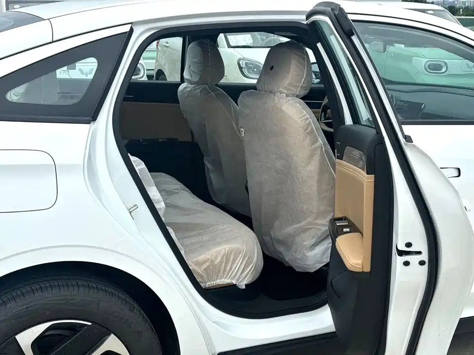 Geely Galaxy Galaxy L6