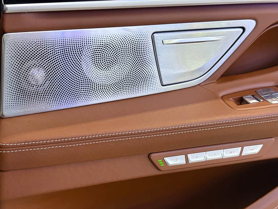 BMW 7-Series 2018, фото 13