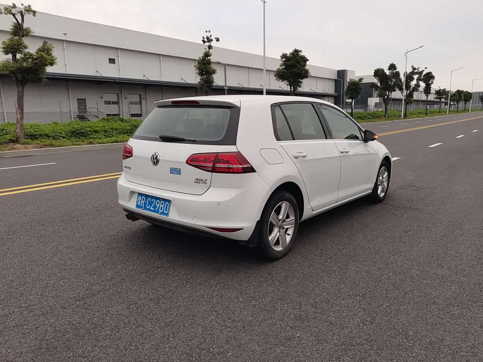 Volkswagen golf