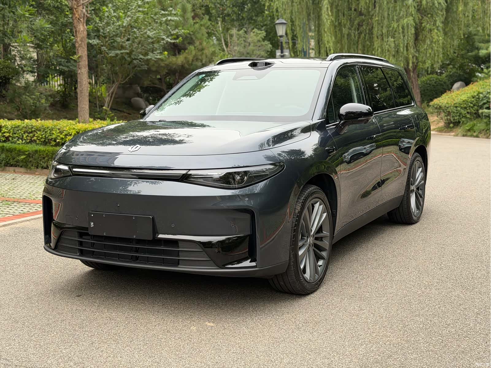 Leapmotor C16