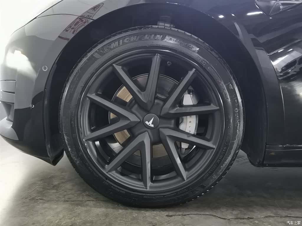 Tesla Model 3, 2023 17