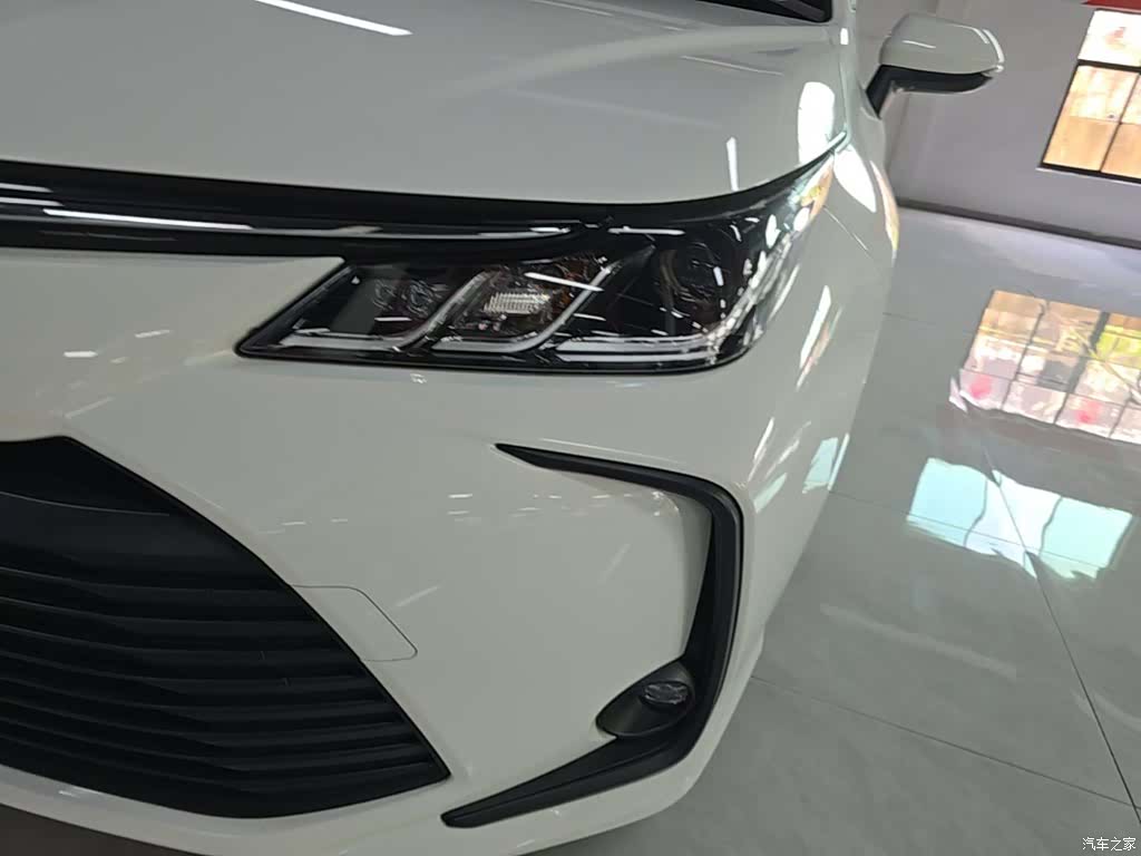 Toyota Corolla, 2023 24