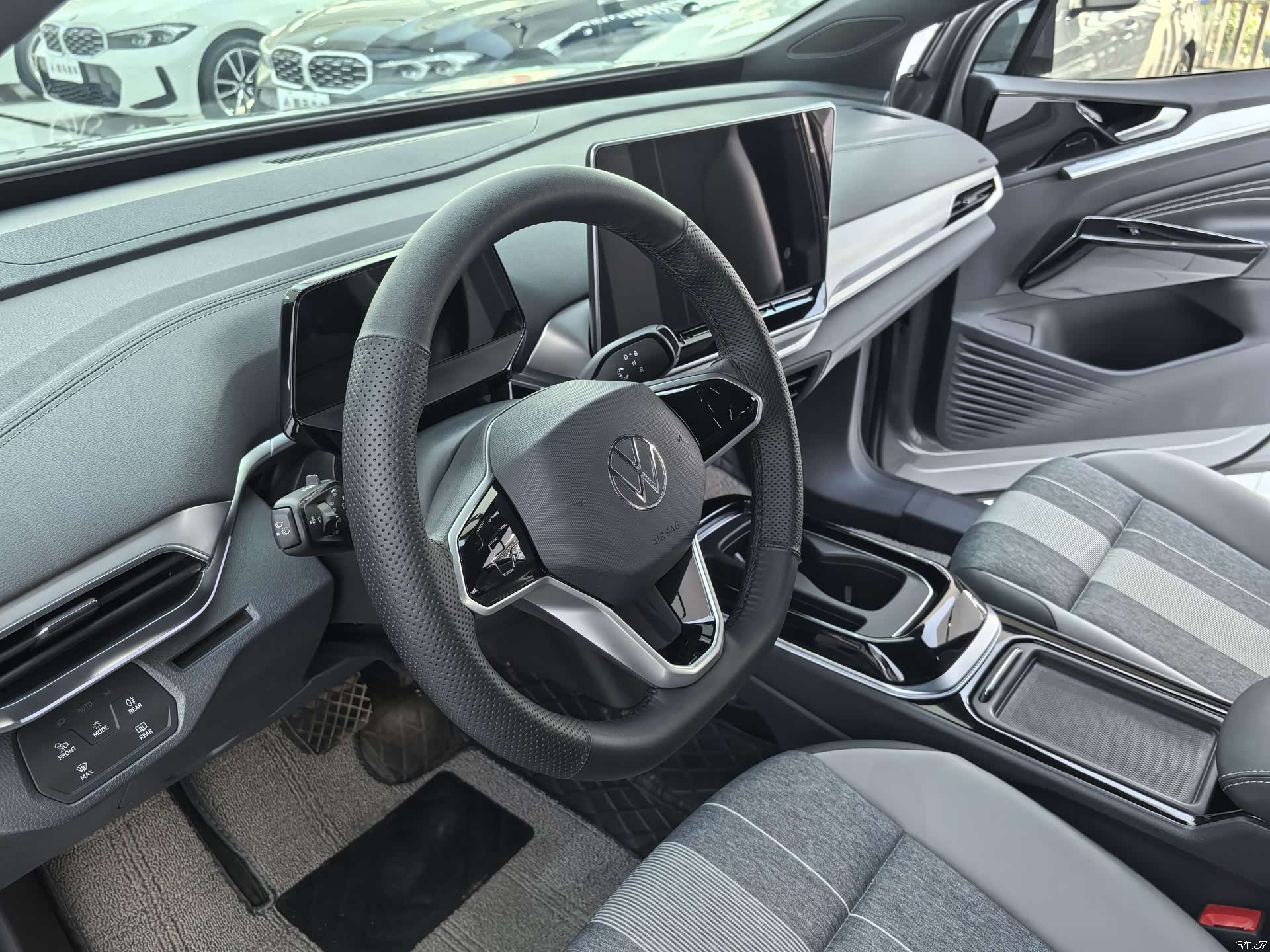 Volkswagen ID.4, 2025 все фото