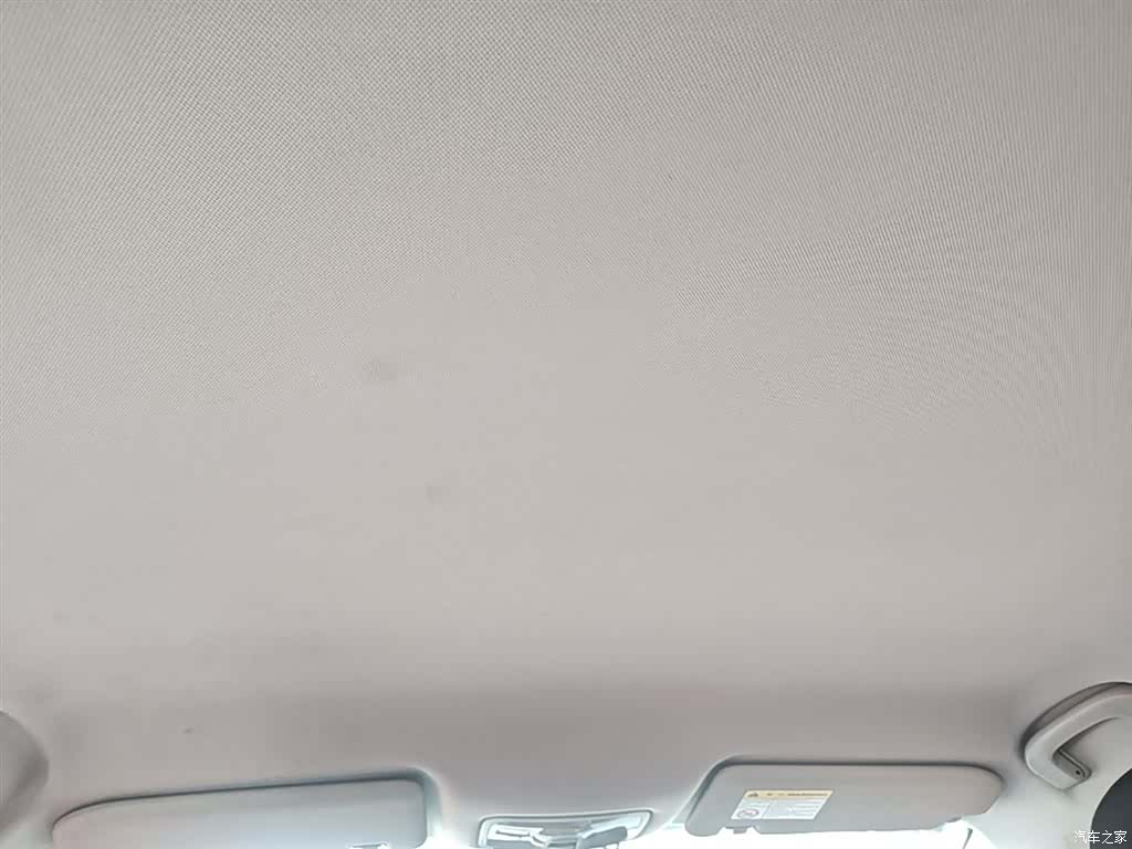 Roewe 360, 2016 18