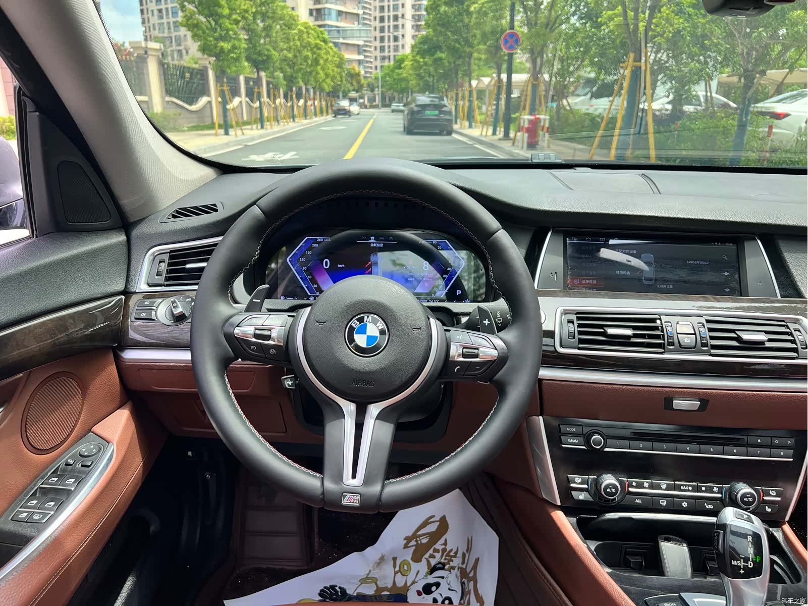 BMW 5 Series, 2010 9