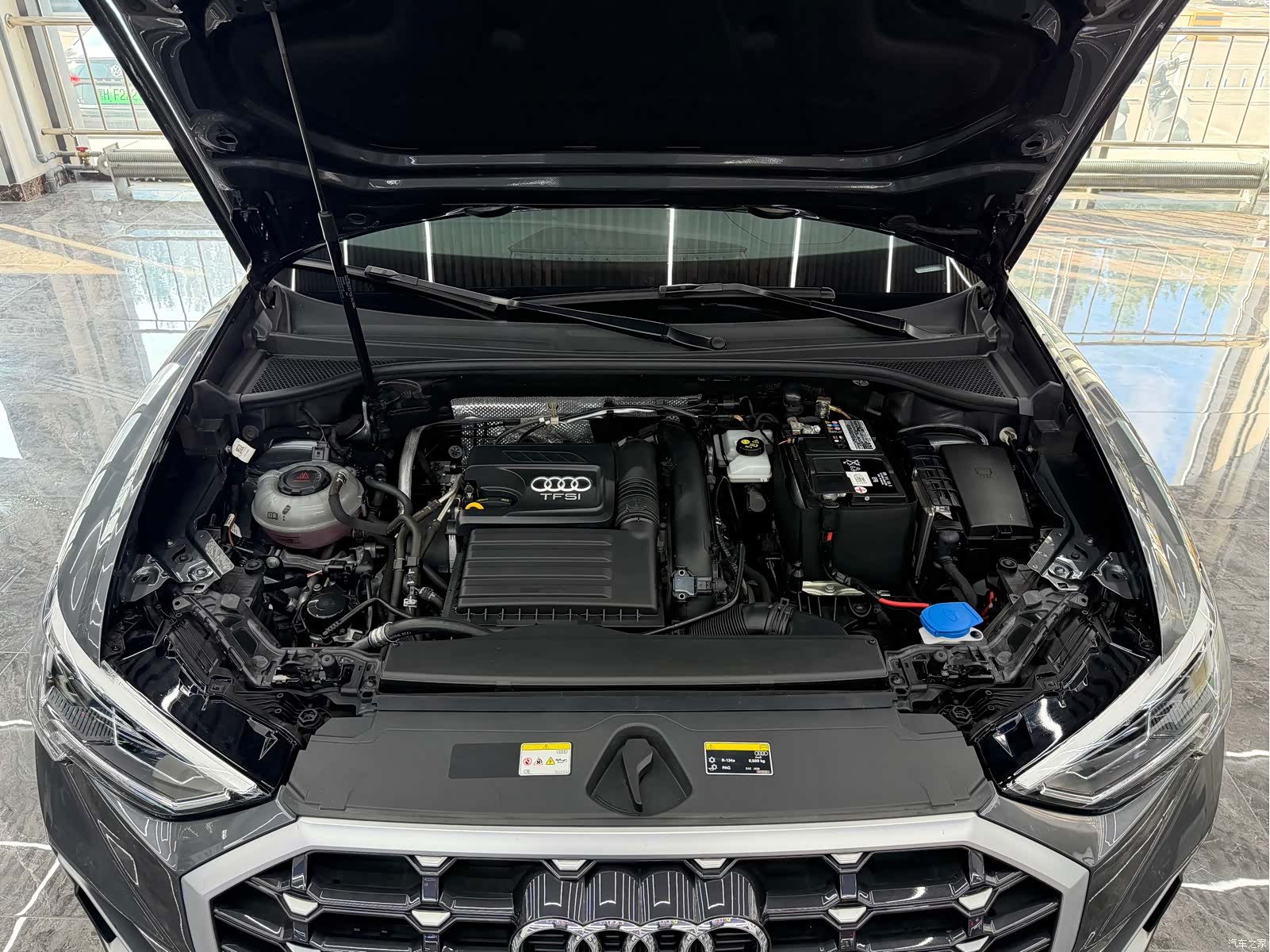 Audi Q3, 2023 13