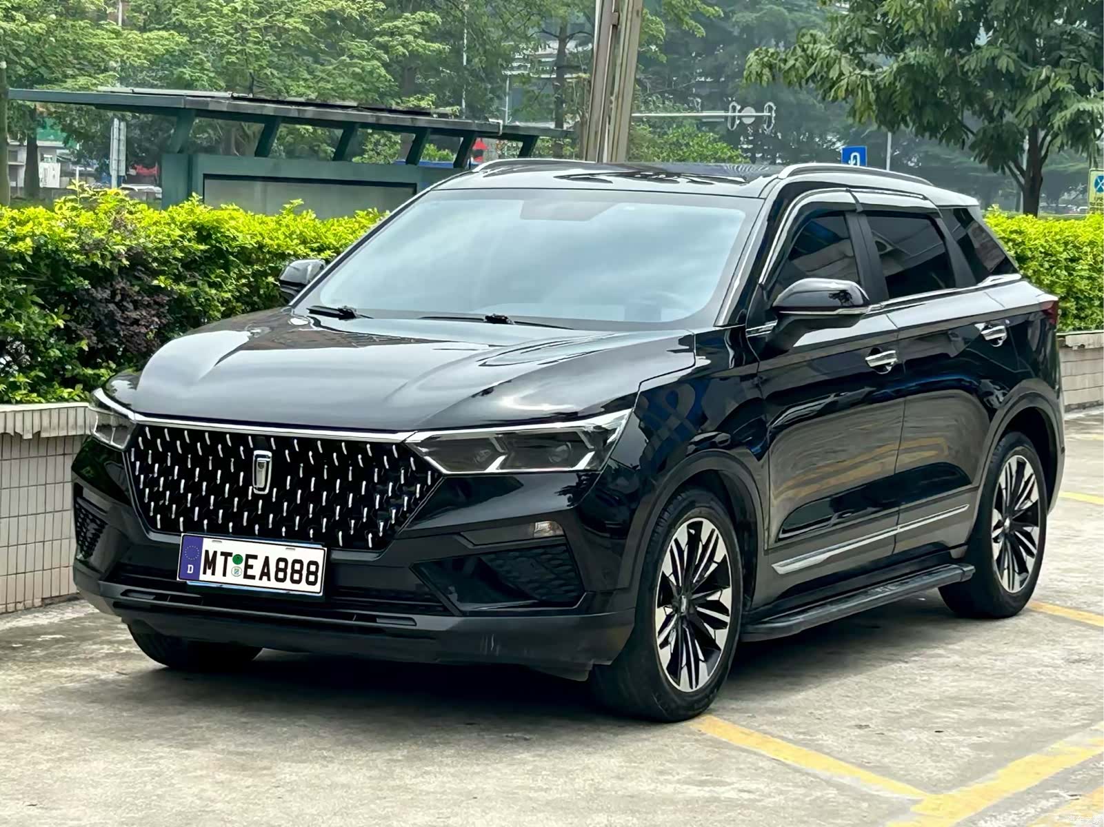Bestune T77